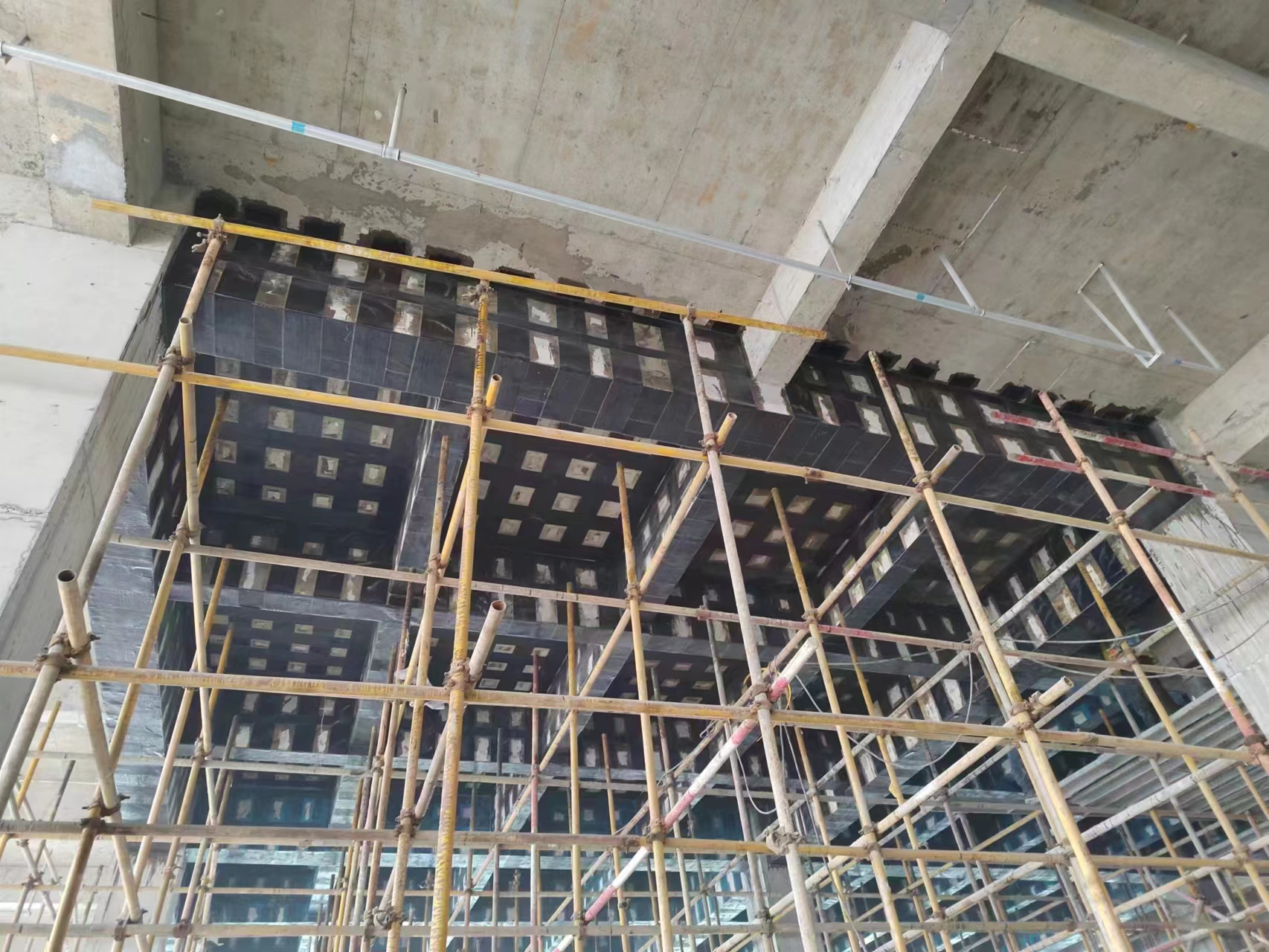 荆州加固公司承接植筋 粘钢 碳纤维等加固工程 资质齐全
